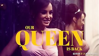 Our Queen Is Fro - (Lisa Ann) in her first Anal scene in 3. - Brazzers